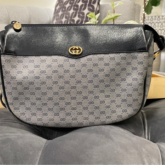 Vintage Gucci Crossbody - Picture 3 of 16